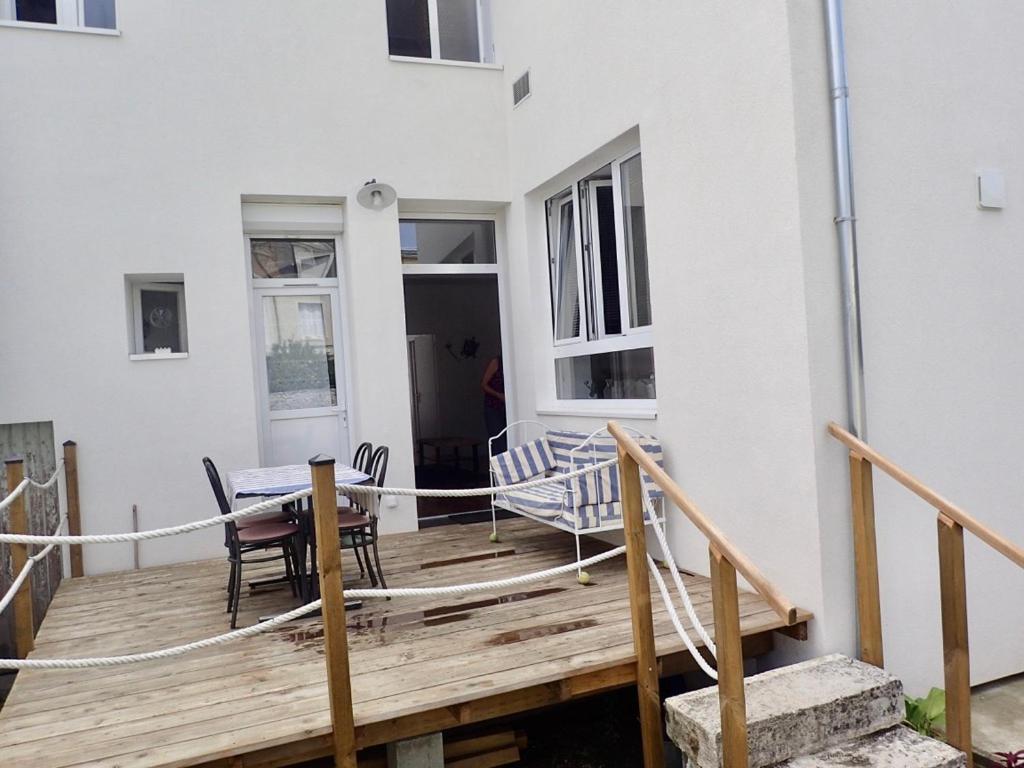 Appartement Tempere Avec Terrasse ตูร์ ภายนอก รูปภาพ